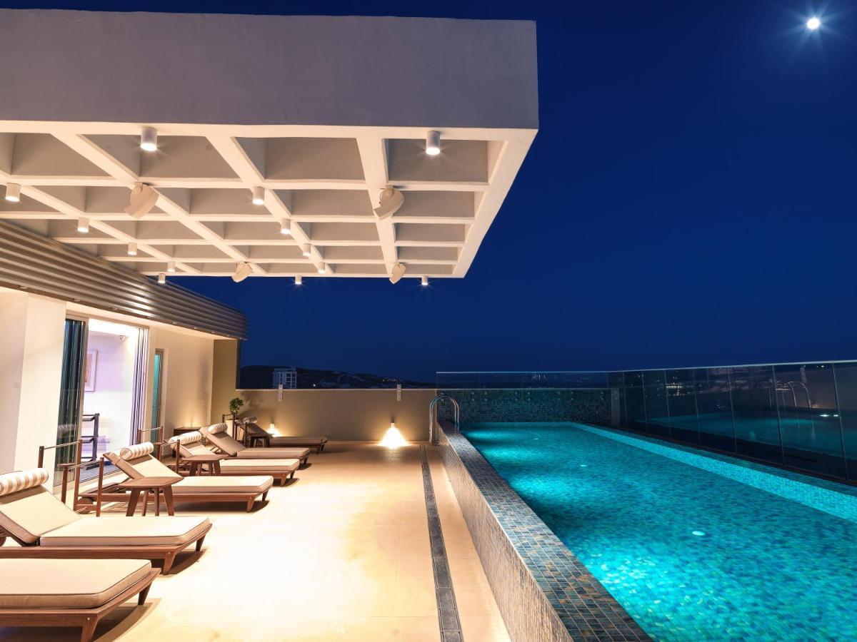 The Tower At St Raphael Resort Limassol Exterior photo