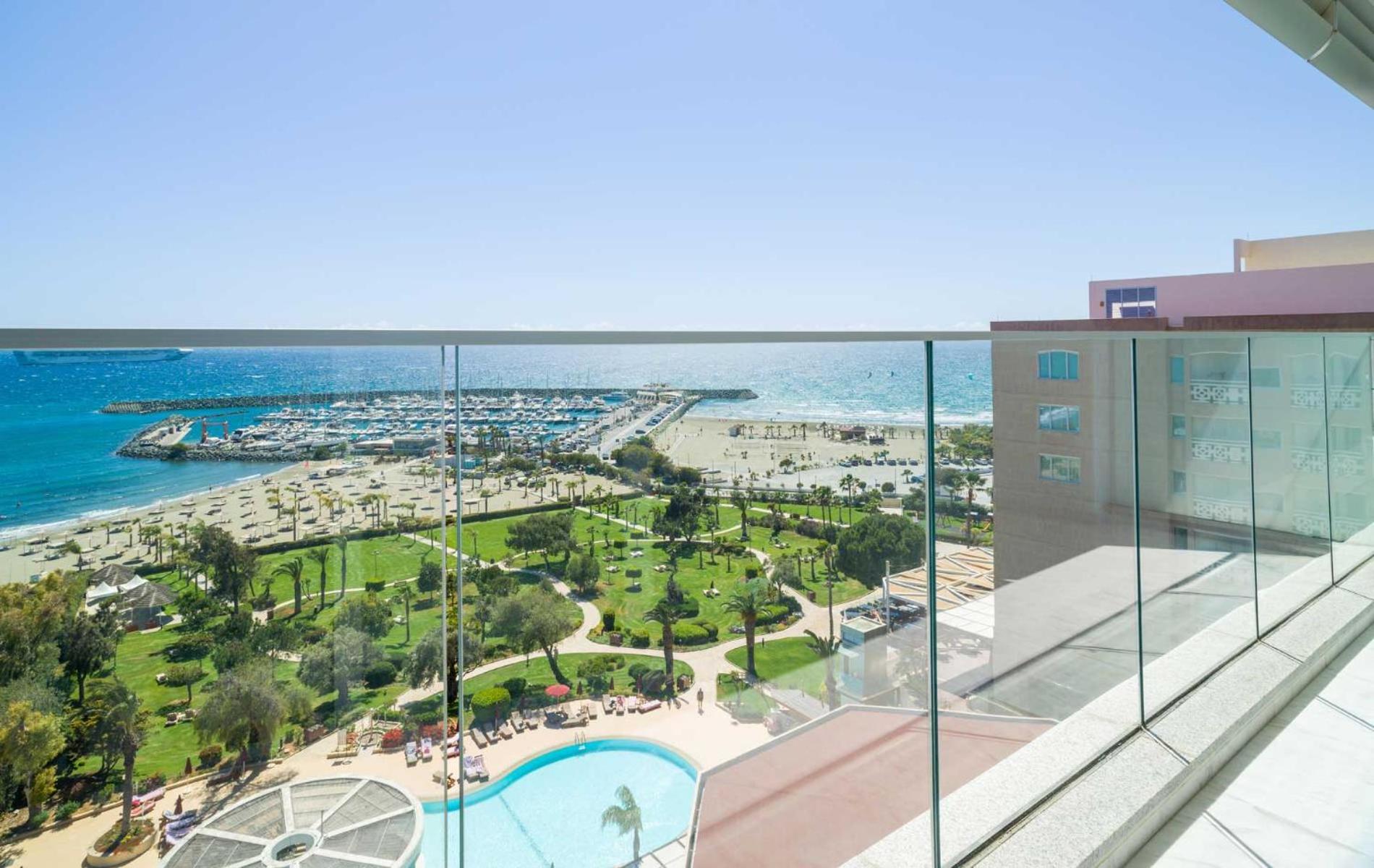 The Tower At St Raphael Resort Limassol Room photo
