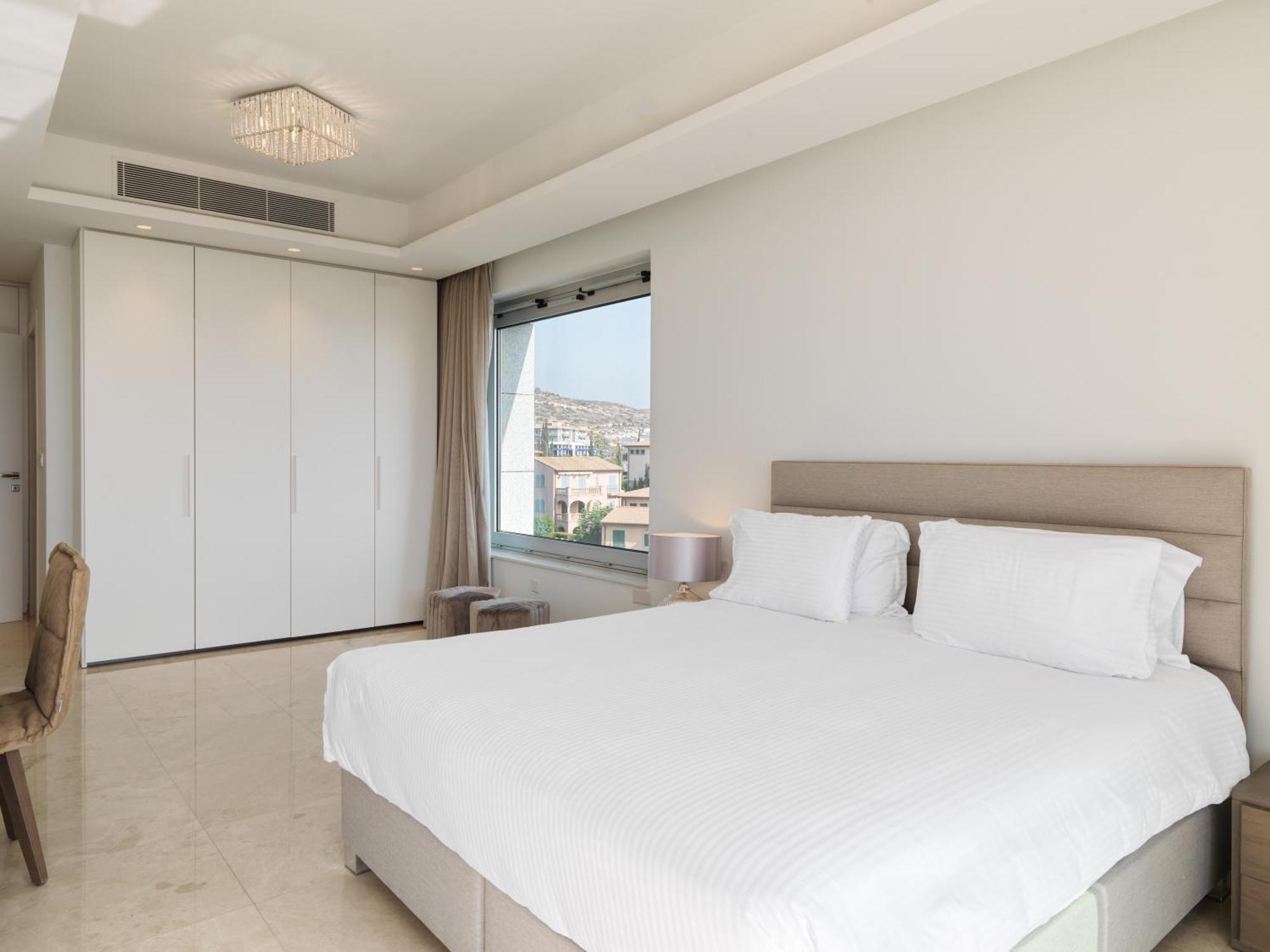 The Tower At St Raphael Resort Limassol Room photo